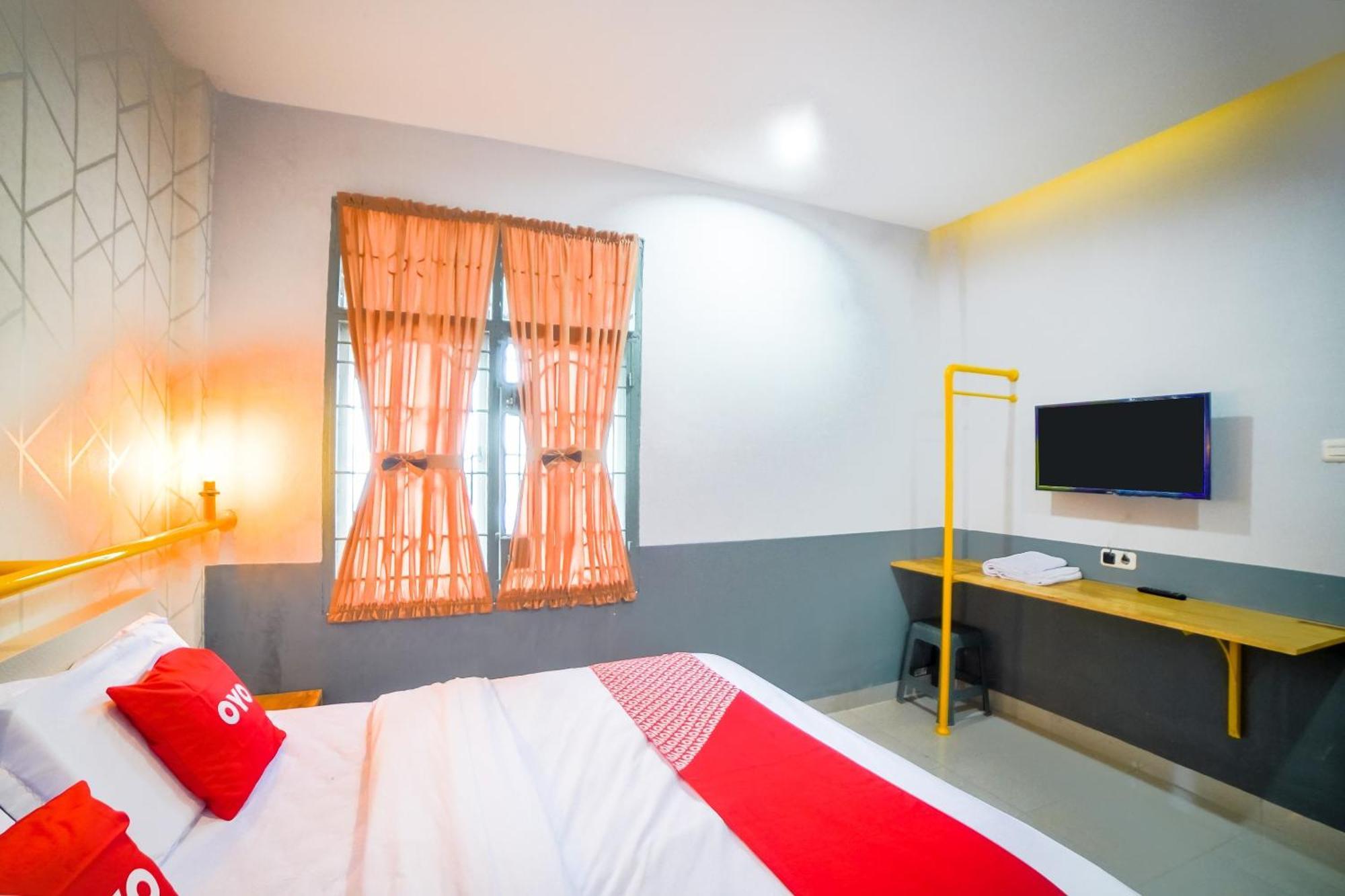Capital O 90874 Millenium Inn 2 Medan Exterior photo